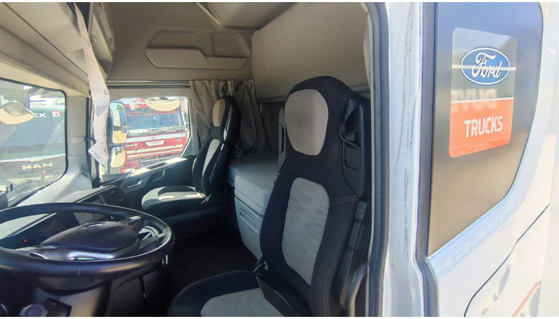 Cabeza tractora Ford F-Max 500 Lowdeck - MEGA: foto 13 Cabeza tractora Ford F-Max 500 Lowdeck - MEGA: foto 13