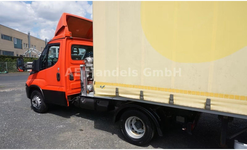 Iveco Daily 65C17 - Tractor truck - Cabeza tractora: foto 3 Iveco Daily 65C17 - Tractor truck - Cabeza tractora: foto 3