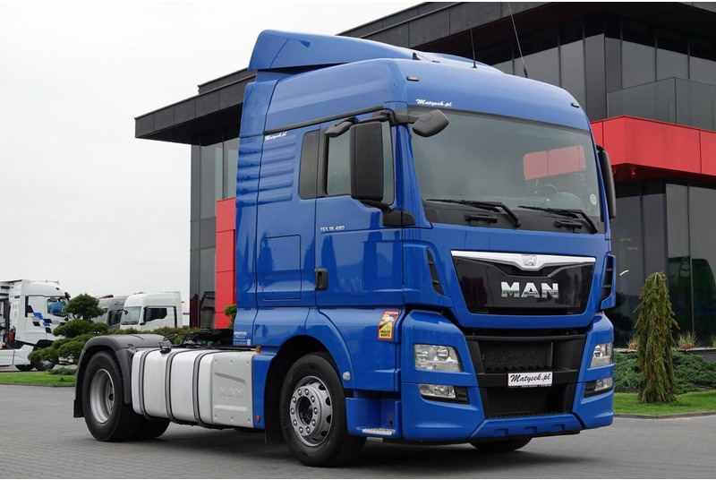 MAN TGX 18.480 - Cabeza tractora: foto 1 MAN TGX 18.480 - Cabeza tractora: foto 1