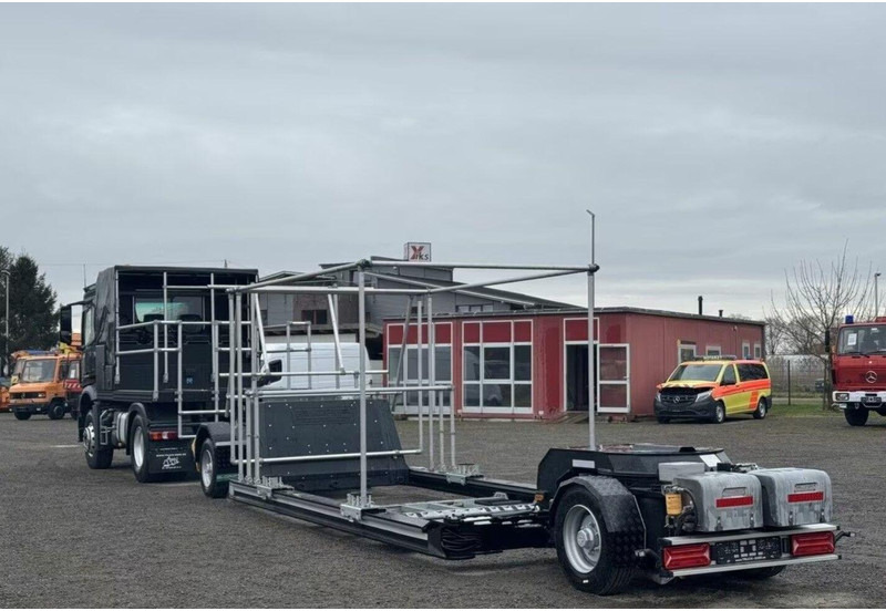 Mercedes-Benz Arocs 2143 Specialized for MOVIE production - Cabeza tractora: foto 3 Mercedes-Benz Arocs 2143 Specialized for MOVIE production - Cabeza tractora: foto 3