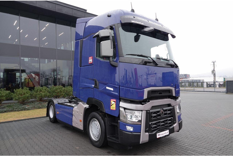 Renault T 520 / 13 L / RETARDER / I-PARK COOL / SKÓRY / PO KONTRAKCIE SE - Cabeza tractora: foto 3 Renault T 520 / 13 L / RETARDER / I-PARK COOL / SKÓRY / PO KONTRAKCIE SE - Cabeza tractora: foto 3