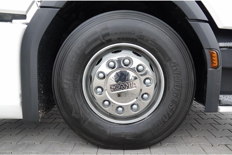 Cabeza tractora Scania R 450 / RETARDER / NISKA KABINA / HYDRAULIKA / PO KONTRAKCIE SER: foto 19 Cabeza tractora Scania R 450 / RETARDER / NISKA KABINA / HYDRAULIKA / PO KONTRAKCIE SER: foto 19