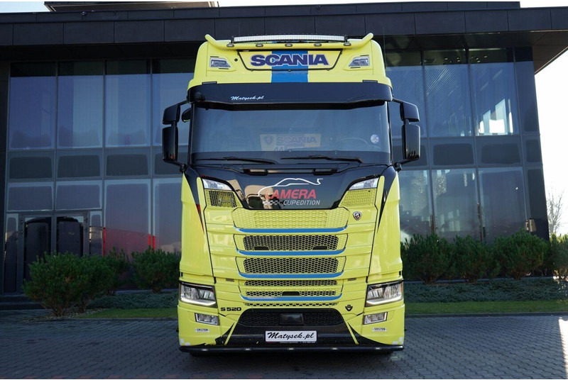 Scania S 520 / V8 / RETARDER / I-PARK COOL / FULL AIRMATIC / SKÓRY / - Cabeza tractora: foto 3 Scania S 520 / V8 / RETARDER / I-PARK COOL / FULL AIRMATIC / SKÓRY / - Cabeza tractora: foto 3