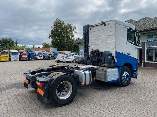 Volvo FH 460 4×2 CIĄGNIK SIODŁOWY 2017 rok, hydraulika - Cabeza tractora: foto 5 Volvo FH 460 4×2 CIĄGNIK SIODŁOWY 2017 rok, hydraulika - Cabeza tractora: foto 5