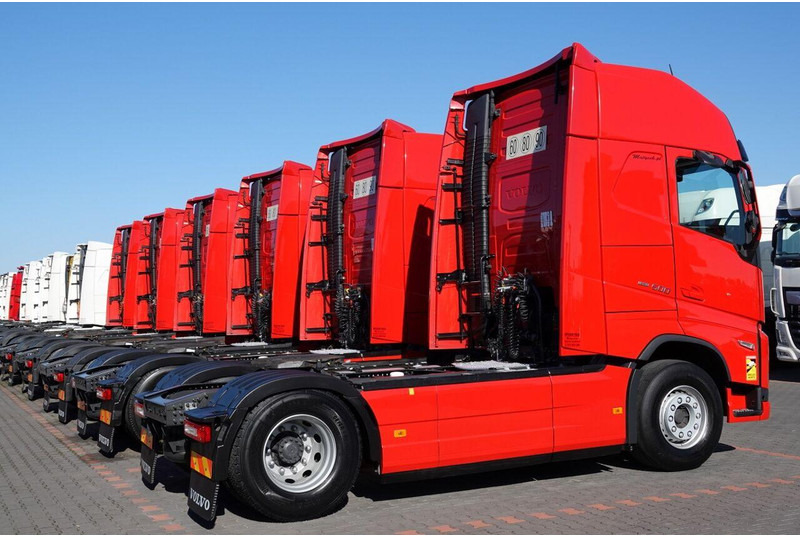 Volvo FH 500 / I-SAVE / XXL / I-PARK COOL NOWY MODEL / OPONY 100 % / - Cabeza tractora: foto 4 Volvo FH 500 / I-SAVE / XXL / I-PARK COOL NOWY MODEL / OPONY 100 % / - Cabeza tractora: foto 4