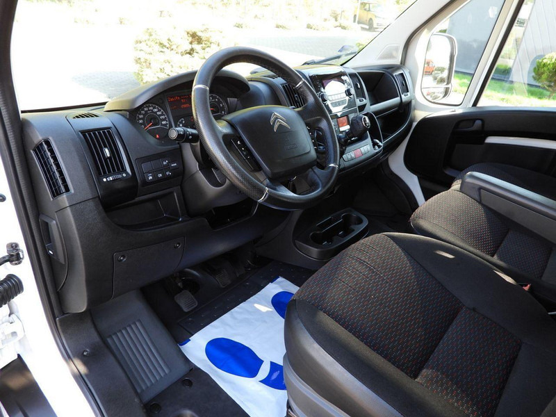 Citroën JUMPER SKRZYNIA PODWÓJNA KABINA DOKA 7 MIEJSC PNEUMATYKA KLIMATY - Furgoneta caja abierta, Furgoneta combi: foto 2 Citroën JUMPER SKRZYNIA PODWÓJNA KABINA DOKA 7 MIEJSC PNEUMATYKA KLIMATY - Furgoneta caja abierta, Furgoneta combi: foto 2