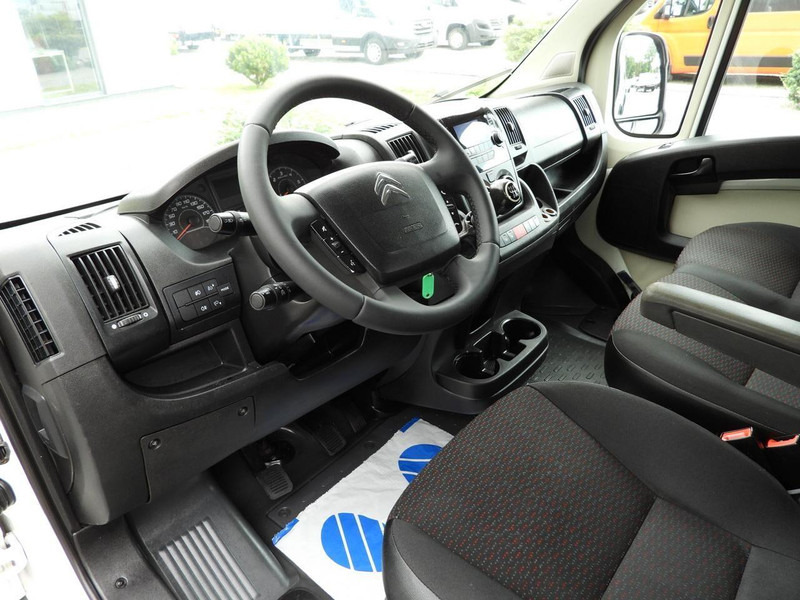 Citroën JUMPER  SKRZYNIA PODWÓJNA KABINA DOKA 7 MIEJSC TEMPOMAT KLIMATYZ - Furgoneta caja abierta, Furgoneta combi: foto 2 Citroën JUMPER  SKRZYNIA PODWÓJNA KABINA DOKA 7 MIEJSC TEMPOMAT KLIMATYZ - Furgoneta caja abierta, Furgoneta combi: foto 2