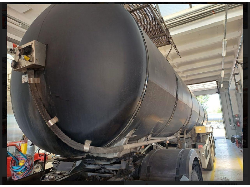 Feldbinder TSA 30.3-1 Kammers bitumen - Semirremolque cisterna: foto 1 Feldbinder TSA 30.3-1 Kammers bitumen - Semirremolque cisterna: foto 1