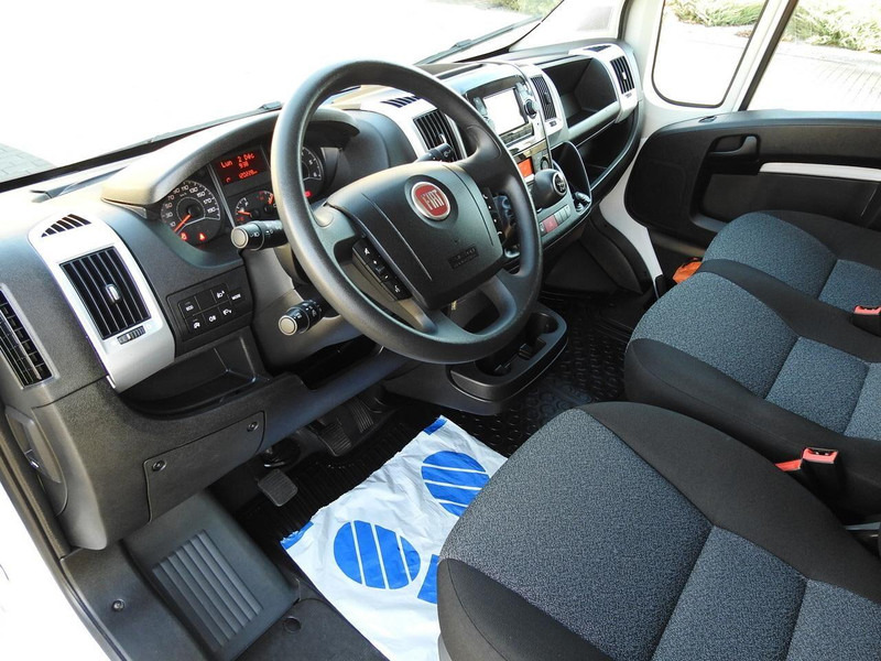 Fiat DUCATO FURGON CHŁODNIA  -10*C ZASILANIE 230V KLIMATYZACJA  175KM - Furgoneta frigorifica: foto 2 Fiat DUCATO FURGON CHŁODNIA  -10*C ZASILANIE 230V KLIMATYZACJA  175KM - Furgoneta frigorifica: foto 2