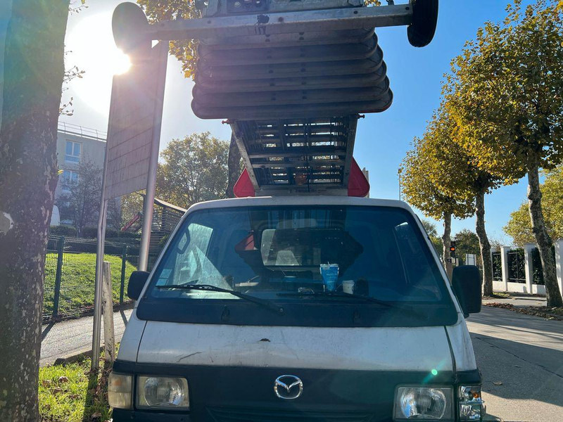 Mazda Lifting basket - Bocker 30 m - Furgoneta: foto 1 Mazda Lifting basket - Bocker 30 m - Furgoneta: foto 1
