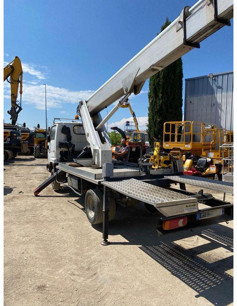 Nissan Cabstar Lifting basket 22 m - Furgoneta: foto 2 Nissan Cabstar Lifting basket 22 m - Furgoneta: foto 2