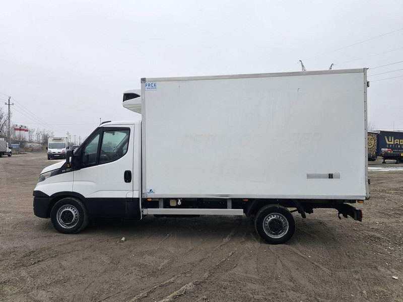 Iveco 35-130 S - Carrier Pulsor 350 frigo - Furgoneta frigorifica: foto 5 Iveco 35-130 S - Carrier Pulsor 350 frigo - Furgoneta frigorifica: foto 5