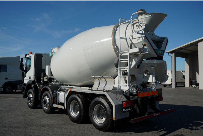 Iveco 400 SL X-WAY STRALIS / 8X4 / BETONOMIESZARKA / IMER / OPONY 100 - Camión hormigonera: foto 4 Iveco 400 SL X-WAY STRALIS / 8X4 / BETONOMIESZARKA / IMER / OPONY 100 - Camión hormigonera: foto 4