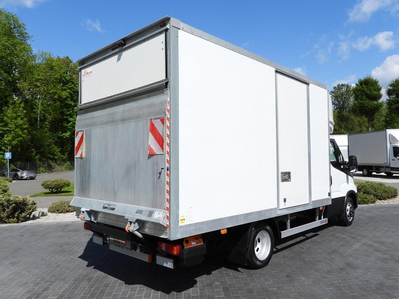 Iveco DAILY 35C16 KONTENER WINDA 8 PALET TEMPOMAT AUTOMAT HI-MATIC BLI - Furgoneta caja cerrada: foto 3 Iveco DAILY 35C16 KONTENER WINDA 8 PALET TEMPOMAT AUTOMAT HI-MATIC BLI - Furgoneta caja cerrada: foto 3