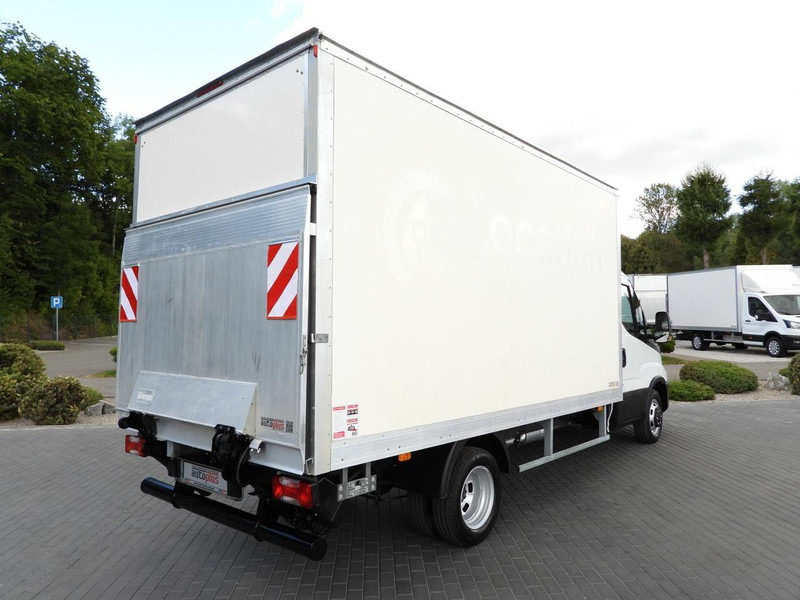 Iveco DAILY 35C16 KONTENER WINDA 8 PALET TEMPOMAT BLIŹNIACZE KOŁA KLIM - Furgoneta caja cerrada: foto 3 Iveco DAILY 35C16 KONTENER WINDA 8 PALET TEMPOMAT BLIŹNIACZE KOŁA KLIM - Furgoneta caja cerrada: foto 3