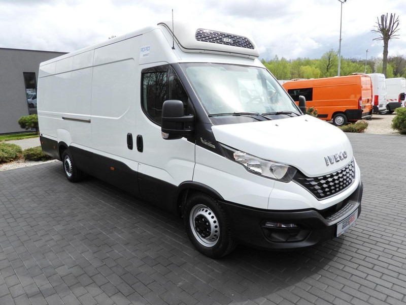 Iveco DAILY 35S14 FURGON CHŁODNIA 0*C ZASILANIE 230V TEMPOMAT AUTOMAT - Furgoneta frigorifica: foto 4 Iveco DAILY 35S14 FURGON CHŁODNIA 0*C ZASILANIE 230V TEMPOMAT AUTOMAT - Furgoneta frigorifica: foto 4