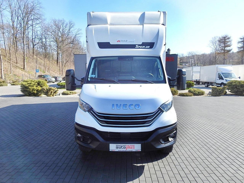 Iveco DAILY 70C18 KONTENER WINDA 14 PALET WEBASTO TEMPOMAT NAWIGACJA L - Camión caja cerrada: foto 5 Iveco DAILY 70C18 KONTENER WINDA 14 PALET WEBASTO TEMPOMAT NAWIGACJA L - Camión caja cerrada: foto 5
