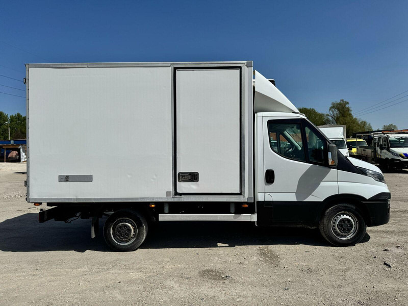 Iveco Daily 35-130 S - CARRIER XARIOS 350 Frigo - Furgoneta frigorifica: foto 4 Iveco Daily 35-130 S - CARRIER XARIOS 350 Frigo - Furgoneta frigorifica: foto 4