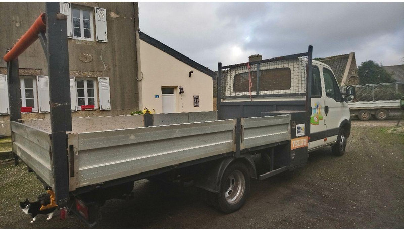 Iveco Daily 35C15 Doka flatbed - Furgoneta caja abierta: foto 2 Iveco Daily 35C15 Doka flatbed - Furgoneta caja abierta: foto 2