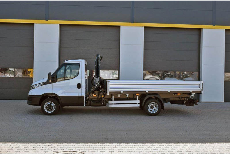 Iveco Daily 50C21H 3 way tipper + crane Hiab T-CLX 029 - Camión volquete, Camión grúa: foto 1 Iveco Daily 50C21H 3 way tipper + crane Hiab T-CLX 029 - Camión volquete, Camión grúa: foto 1