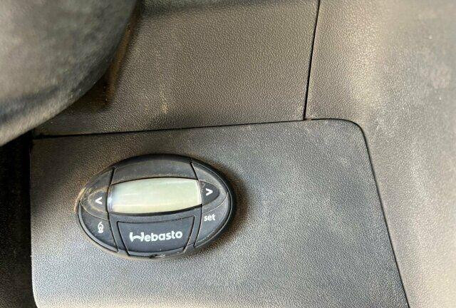 Iveco Daily 70C17 - Camión volquete: foto 5 Iveco Daily 70C17 - Camión volquete: foto 5