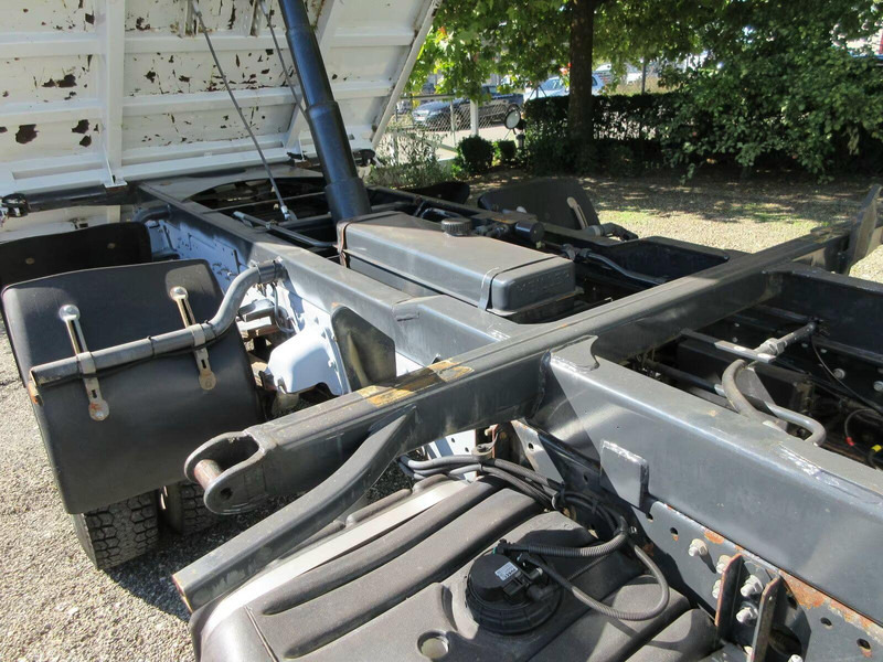 Iveco Eurocargo 120E25 - 3 way tipper - Camión volquete: foto 5 Iveco Eurocargo 120E25 - 3 way tipper - Camión volquete: foto 5