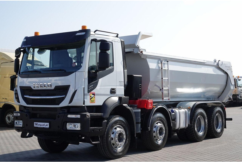 Iveco STRALIS X-WAY 480 / 8x4 / WYWROTKA TYLNOZSYP + HYDROKLAPA / OPON - Camión volquete: foto 5 Iveco STRALIS X-WAY 480 / 8x4 / WYWROTKA TYLNOZSYP + HYDROKLAPA / OPON - Camión volquete: foto 5