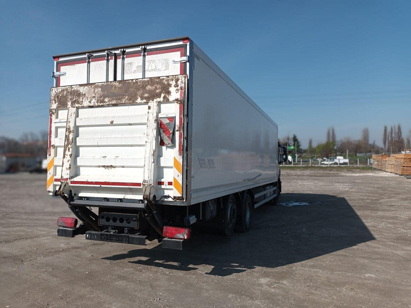 Iveco Stralis 310 6x2 Koffer + LBW - Camión caja cerrada: foto 4 Iveco Stralis 310 6x2 Koffer + LBW - Camión caja cerrada: foto 4