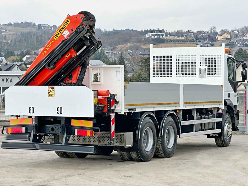 Iveco TRAKKER 360 * PRITSCHE 6,80* PK 16002 B+FUNK*6x4 - Camión caja abierta, Camión grúa: foto 5 Iveco TRAKKER 360 * PRITSCHE 6,80* PK 16002 B+FUNK*6x4 - Camión caja abierta, Camión grúa: foto 5