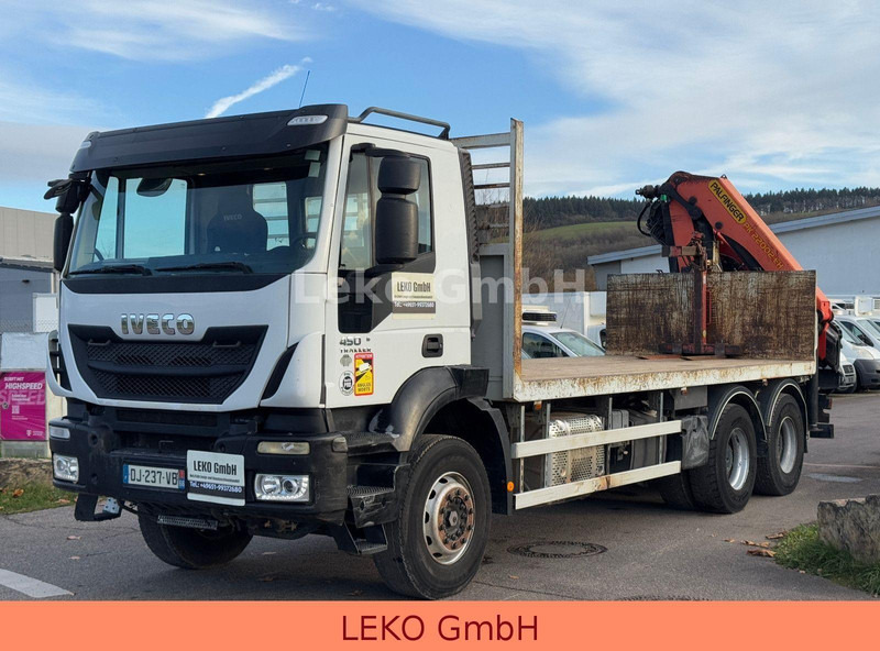 Iveco Trakker 450 Mit Kran( Palfinger PK 22002 .EH) - Camión caja abierta, Camión grúa: foto 4 Iveco Trakker 450 Mit Kran( Palfinger PK 22002 .EH) - Camión caja abierta, Camión grúa: foto 4