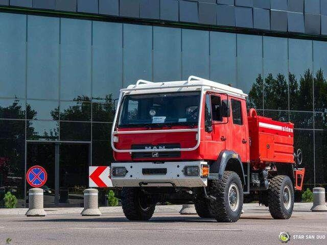 MAN LE220B 4x4 E Fire Truck Feuerwehr - Camión de bomberos: foto 2 MAN LE220B 4x4 E Fire Truck Feuerwehr - Camión de bomberos: foto 2