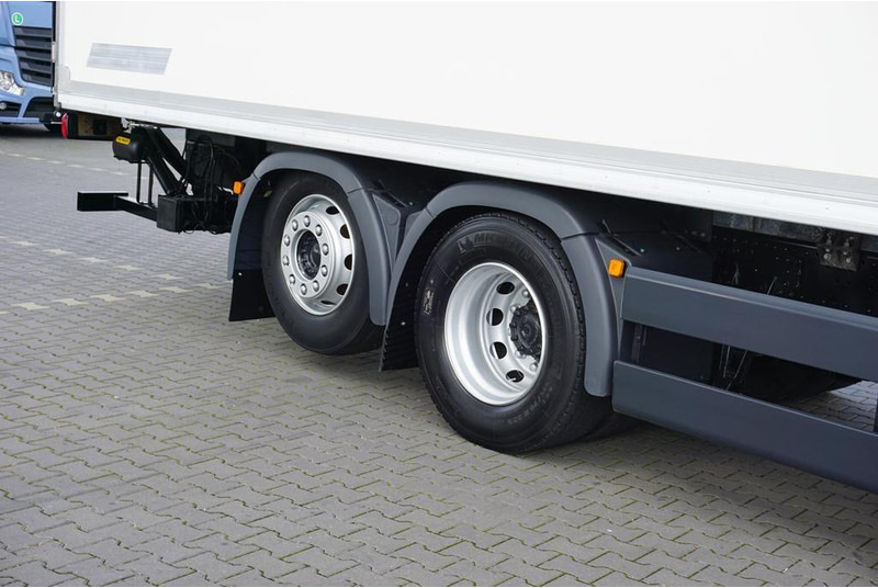 Camión frigorífico MAN TGS / 26.360 / EURO 6 / CHŁODNIA + WINDA / 20 PALET: foto 19 Camión frigorífico MAN TGS / 26.360 / EURO 6 / CHŁODNIA + WINDA / 20 PALET: foto 19