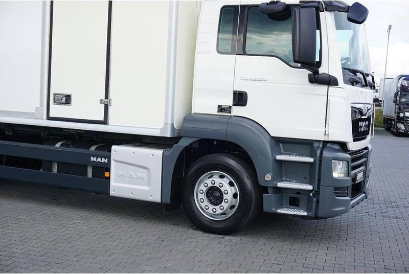 Camión frigorífico MAN TGS / 26.360 / EURO 6 / CHŁODNIA + WINDA / 20 PALET: foto 18 Camión frigorífico MAN TGS / 26.360 / EURO 6 / CHŁODNIA + WINDA / 20 PALET: foto 18