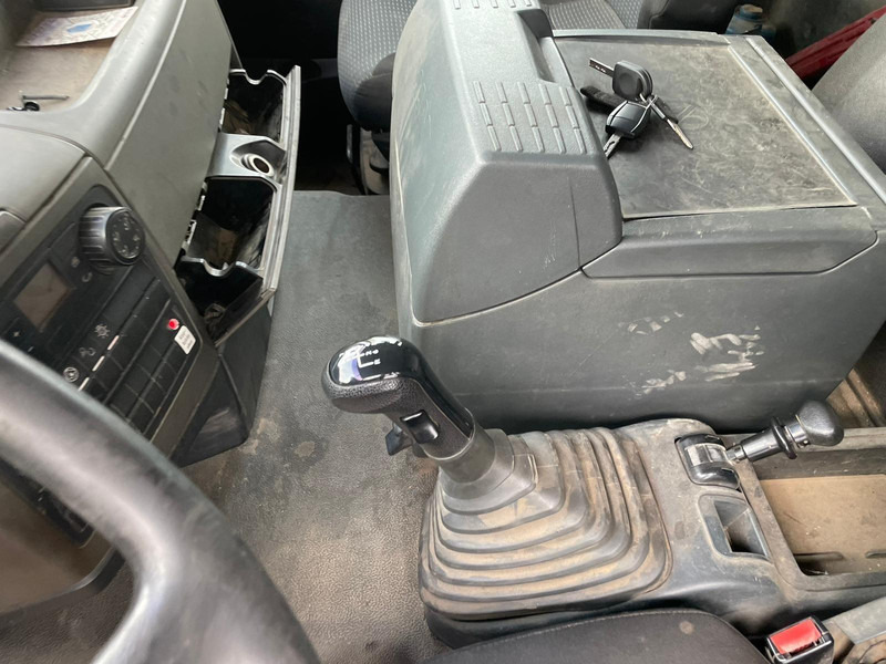 Leasing de MAN TGS 26.360 Tipper + Crane Jonsered J 1090 MAN TGS 26.360 Tipper + Crane Jonsered J 1090: foto 19 Leasing de MAN TGS 26.360 Tipper + Crane Jonsered J 1090 MAN TGS 26.360 Tipper + Crane Jonsered J 1090: foto 19