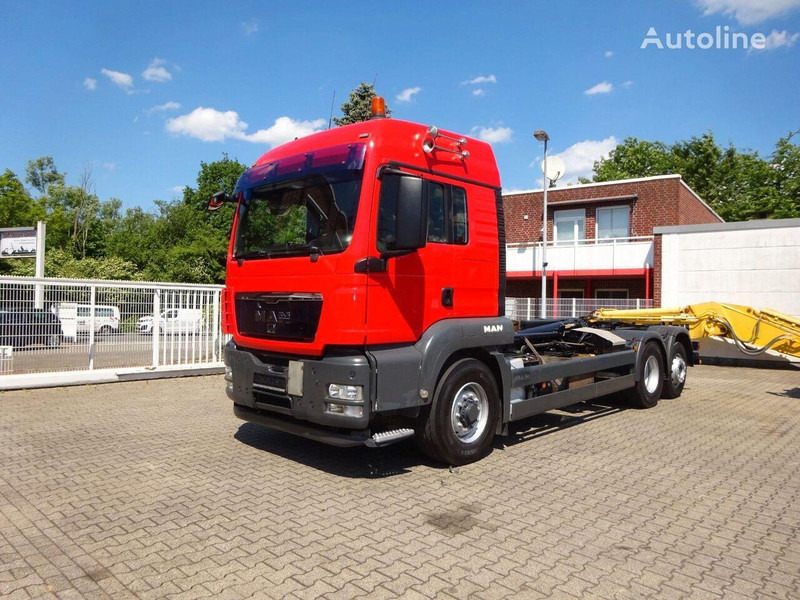 MAN TGS 26.480 Hook lift truck 6x2 - Camión multibasculante: foto 2 MAN TGS 26.480 Hook lift truck 6x2 - Camión multibasculante: foto 2