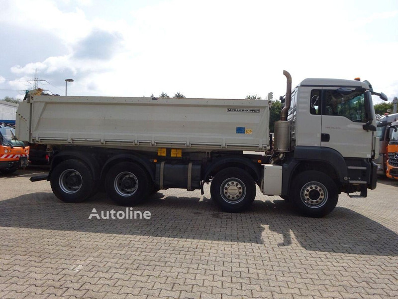 MAN TGS 35.470 - 3 way tipper 8x4 - Camión volquete: foto 4 MAN TGS 35.470 - 3 way tipper 8x4 - Camión volquete: foto 4