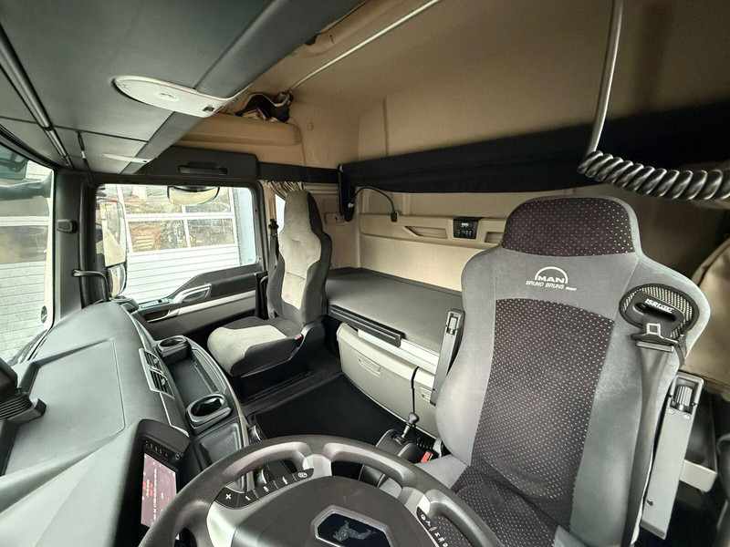 Camión chasis MAN TGX 18.470 // Przebieg 252 tyś. km !!! // Ciężarówka jak nowa //: foto 19 Camión chasis MAN TGX 18.470 // Przebieg 252 tyś. km !!! // Ciężarówka jak nowa //: foto 19