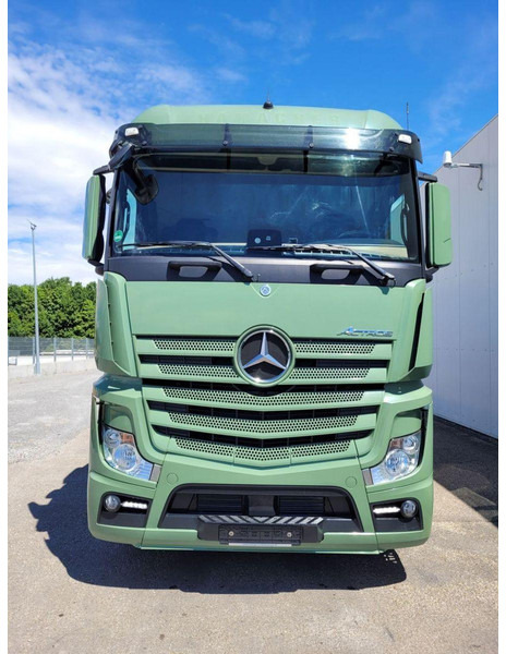 Mercedes-Benz 1851 L 3 way grain tipper Kempf - Camión volquete: foto 2 Mercedes-Benz 1851 L 3 way grain tipper Kempf - Camión volquete: foto 2