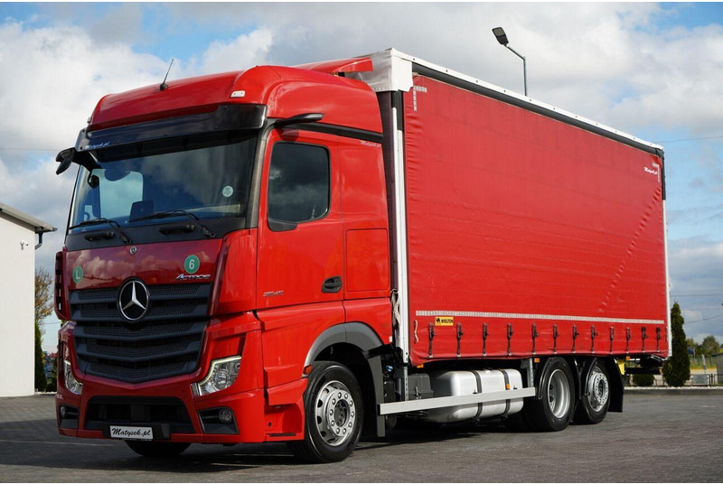Mercedes-Benz ACTROS 2545 / SOLÓWKA  / 6x2 / OŚ PODNOSZONA / BIG SPACE / WIELT - Camión lona: foto 1 Mercedes-Benz ACTROS 2545 / SOLÓWKA  / 6x2 / OŚ PODNOSZONA / BIG SPACE / WIELT - Camión lona: foto 1