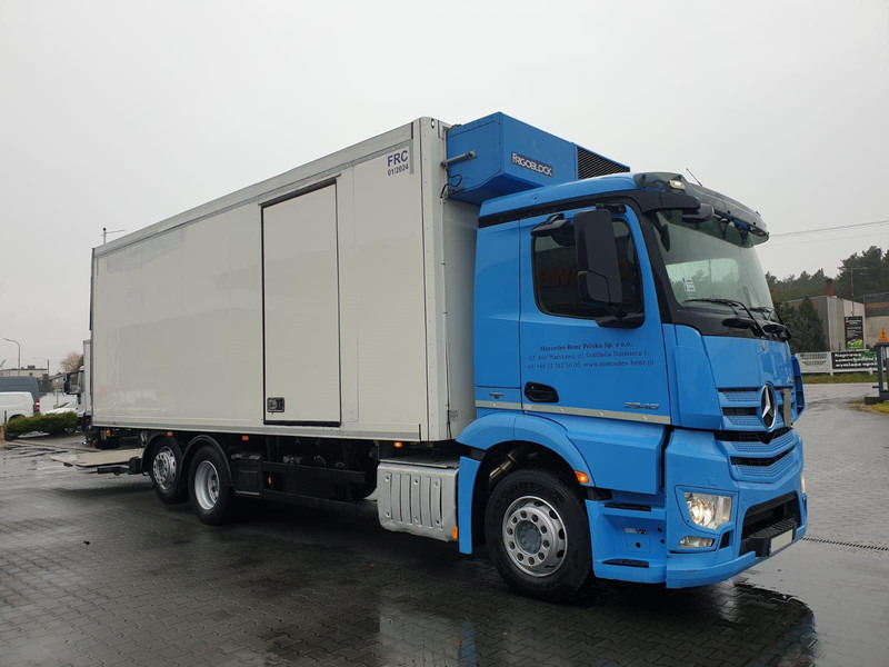 Mercedes-Benz ANTOS 2540 REFRIGERATOR + LIFT + SIDE DOOR - Camión frigorífico: foto 5 Mercedes-Benz ANTOS 2540 REFRIGERATOR + LIFT + SIDE DOOR - Camión frigorífico: foto 5