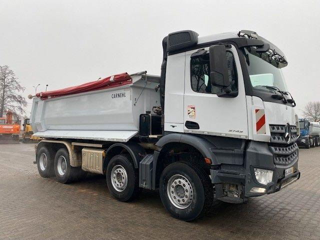 Mercedes-Benz AROCS 3743 - Camión volquete: foto 3 Mercedes-Benz AROCS 3743 - Camión volquete: foto 3