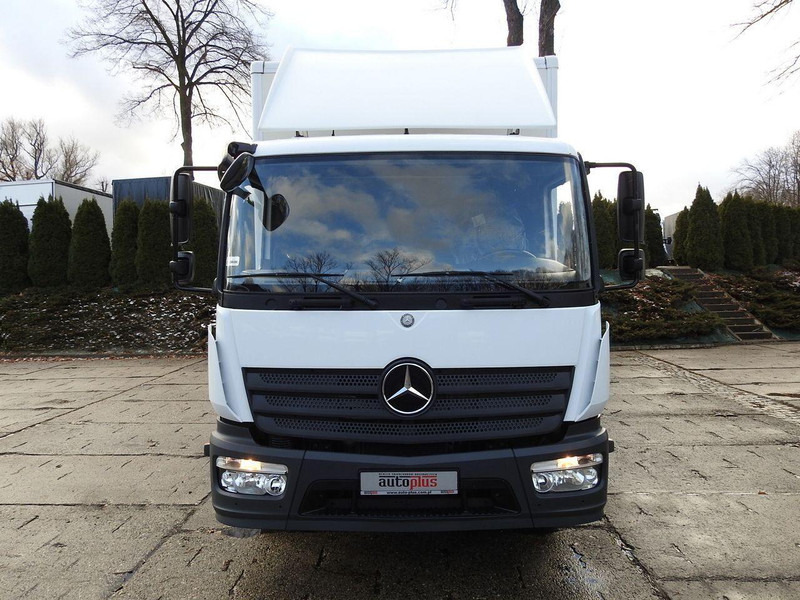 Mercedes-Benz ATEGO 12.24 KONTENER WINDA 18 PALET TEMPOMAT KLIMATYZACJA AUTOMA - Camión caja cerrada: foto 5 Mercedes-Benz ATEGO 12.24 KONTENER WINDA 18 PALET TEMPOMAT KLIMATYZACJA AUTOMA - Camión caja cerrada: foto 5