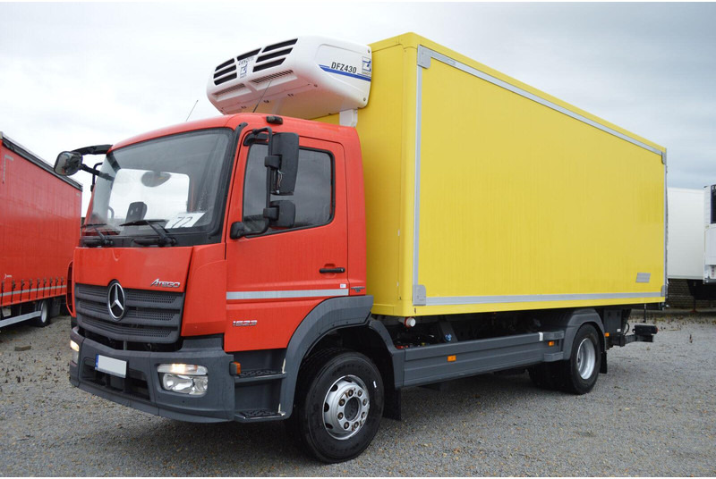 Mercedes-Benz ATEGO 1523 - Camión frigorífico: foto 1 Mercedes-Benz ATEGO 1523 - Camión frigorífico: foto 1