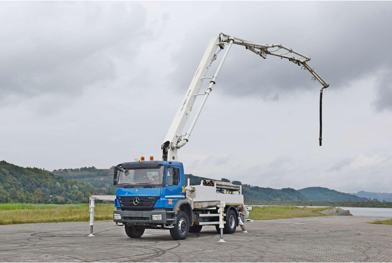 Mercedes-Benz AXOR 1833 - Bomba de hormigón: foto 3 Mercedes-Benz AXOR 1833 - Bomba de hormigón: foto 3