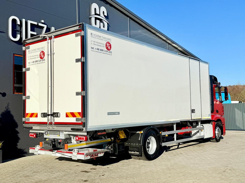 Mercedes-Benz Actros 1835 / E6 / chłodnia 19 Epal / NOWY MODEL ! / Sypialka - Camión frigorífico: foto 5 Mercedes-Benz Actros 1835 / E6 / chłodnia 19 Epal / NOWY MODEL ! / Sypialka - Camión frigorífico: foto 5