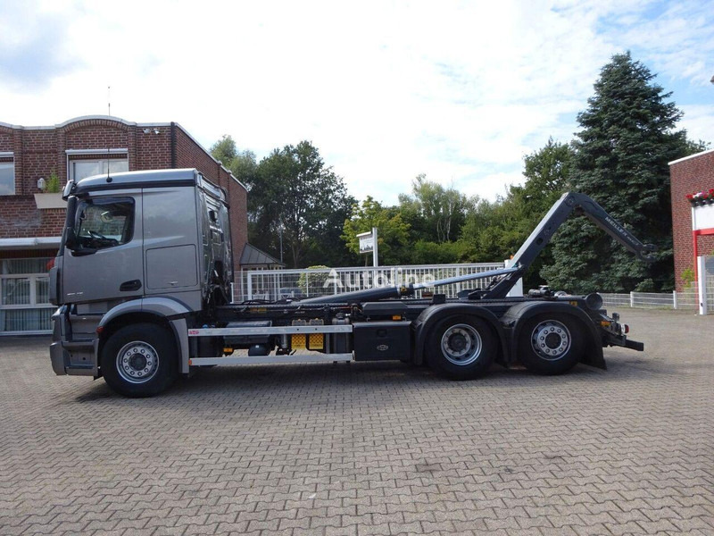 Mercedes-Benz Actros 2545 - Hook lift truck 6x2 - Camión multibasculante: foto 5 Mercedes-Benz Actros 2545 - Hook lift truck 6x2 - Camión multibasculante: foto 5