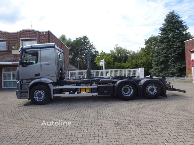 Mercedes-Benz Actros 2545 - Hook lift truck 6x2 - Camión multibasculante: foto 3 Mercedes-Benz Actros 2545 - Hook lift truck 6x2 - Camión multibasculante: foto 3