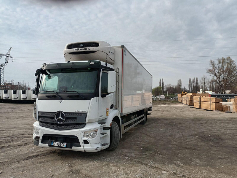 Mercedes-Benz Antos 1830 - TK T-1200R + ATP 8.7meter - Camión frigorífico: foto 2 Mercedes-Benz Antos 1830 - TK T-1200R + ATP 8.7meter - Camión frigorífico: foto 2