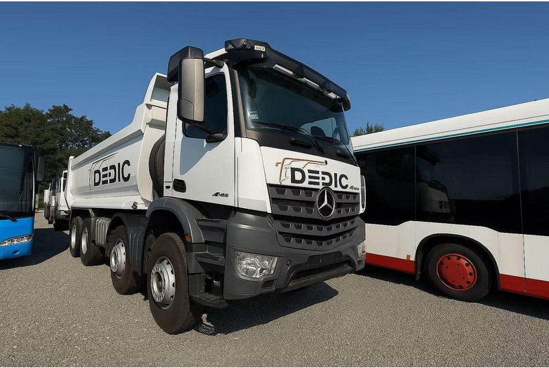 Mercedes-Benz Arocs 4145 - Tipper - Camión volquete: foto 1 Mercedes-Benz Arocs 4145 - Tipper - Camión volquete: foto 1