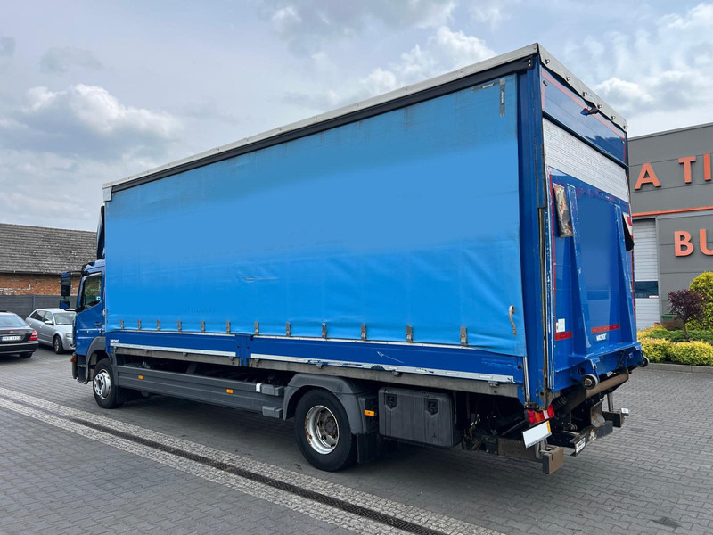 Mercedes-Benz Atego 1530 CURTAIN PLANE+LIFT 1.HAND - Camión lona: foto 4 Mercedes-Benz Atego 1530 CURTAIN PLANE+LIFT 1.HAND - Camión lona: foto 4
